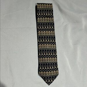 Stylish Geometric Tie in Black and Gold
